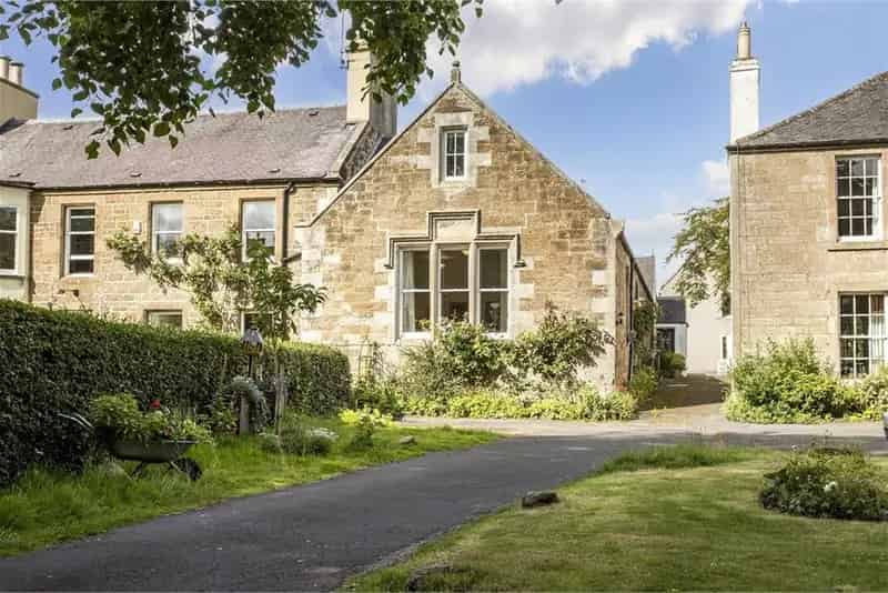 3 Bed Cottage with 1 Reception Room in Haddington
