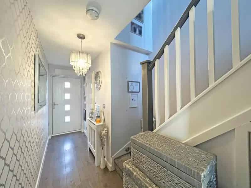 3 bed house for sale