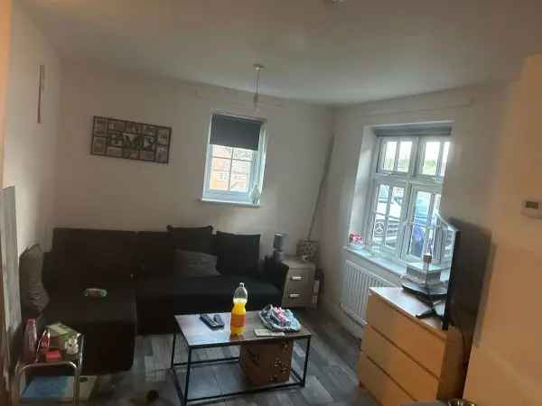 House For Rent in East Hampshire, England