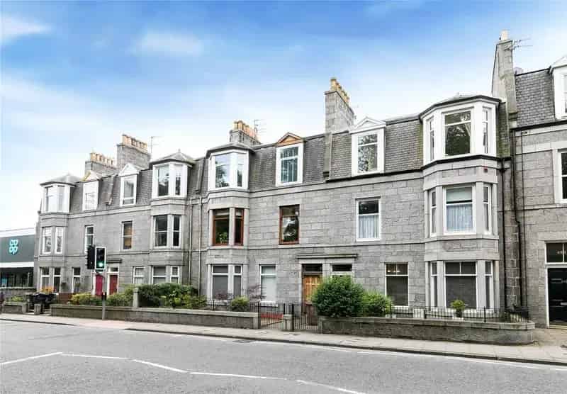 2 Bedroom Flat to Rent Great Western Road