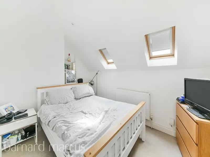 3 Double Bedroom Apartment Near Peckham Rye Station