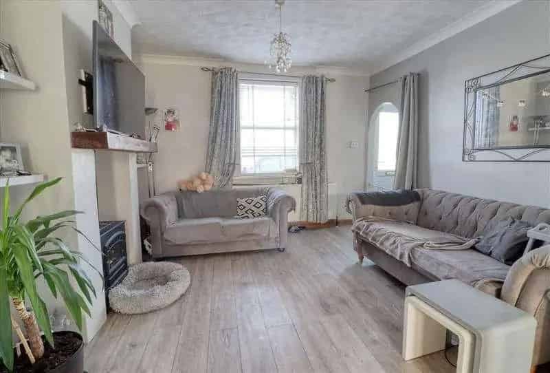 3 Bed Semi-Detached House for Sale Near Great Clacton