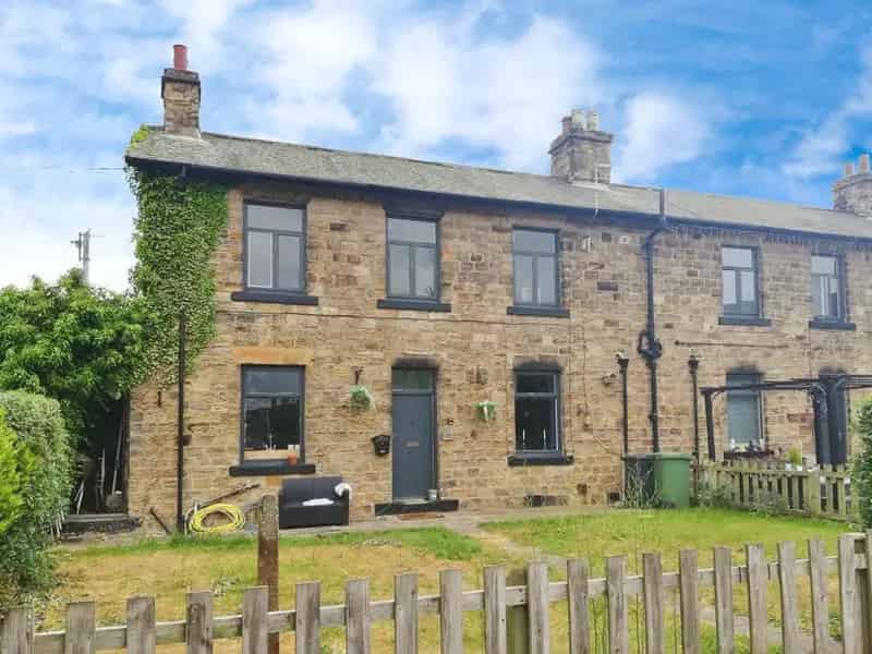 2 Bedroom Semi Detached House to Rent Dewsbury West Yorkshire