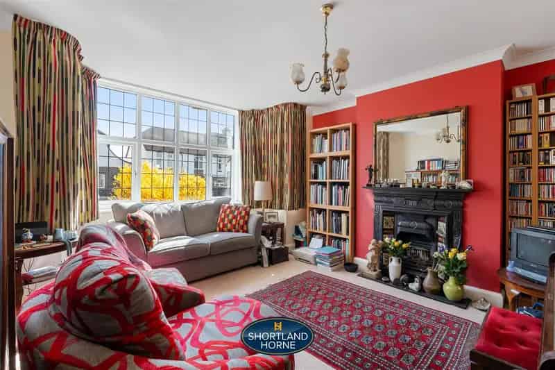4 Bedroom Semi Detached House to Rent