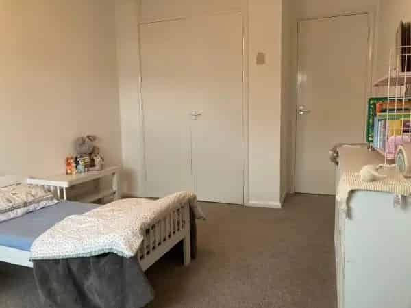 Spacious Two Bedroom Flat with New Flooring and Storage