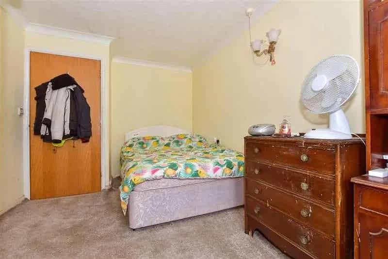1 Bed Retirement Apartment Folkestone