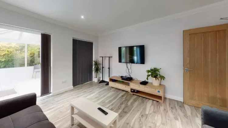 7 Bedroom Bungalow Luxury Student Accommodation All Bills Included