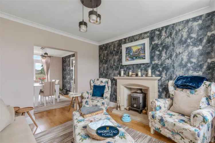 3 Bedroom End Terrace House to Rent