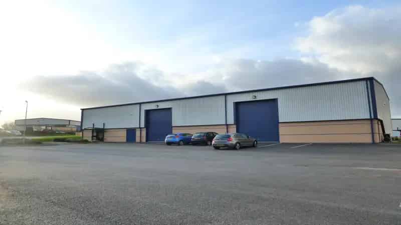 Industrial property For Rent , Wigan, England