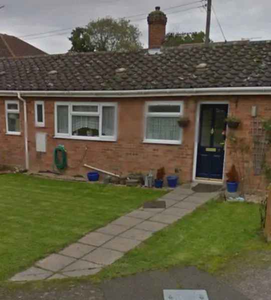 2 Bed Bungalow Near Shops