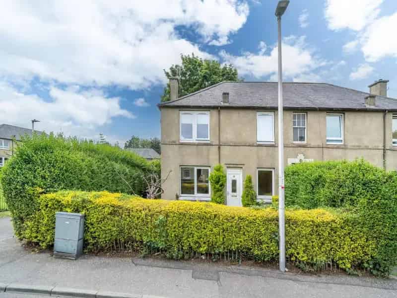 2 Bedroom House For Sale
