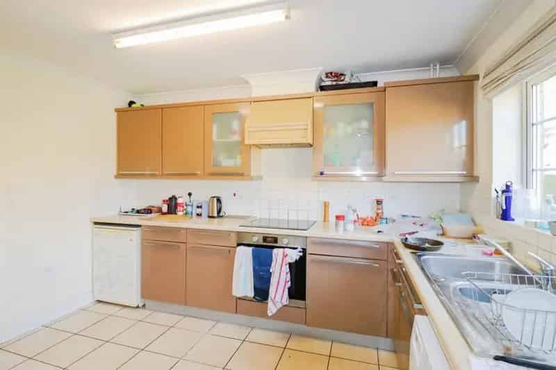 4 Bedroom Family Home in Diss Near Train Station