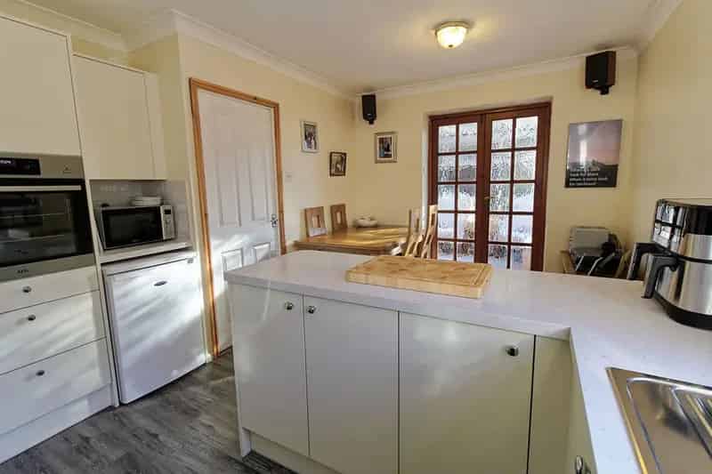 4 Bedroom Linked Detached House for Rent in Wigston