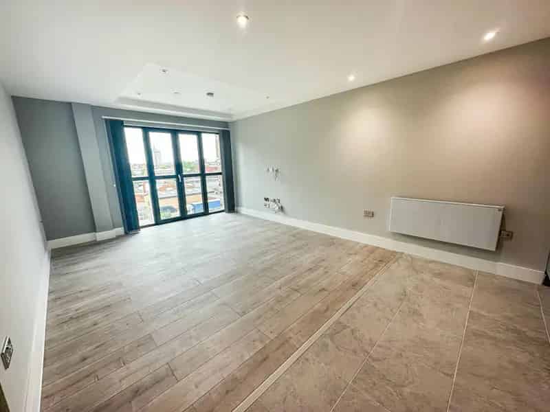 Two Bedroom Apartment Leicester City Centre