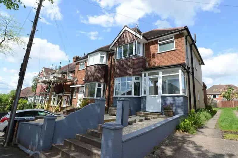 3 Bedroom End Terrace House For Sale Double Garage