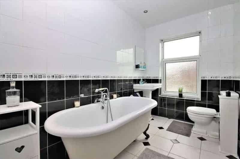 3 bed house for sale