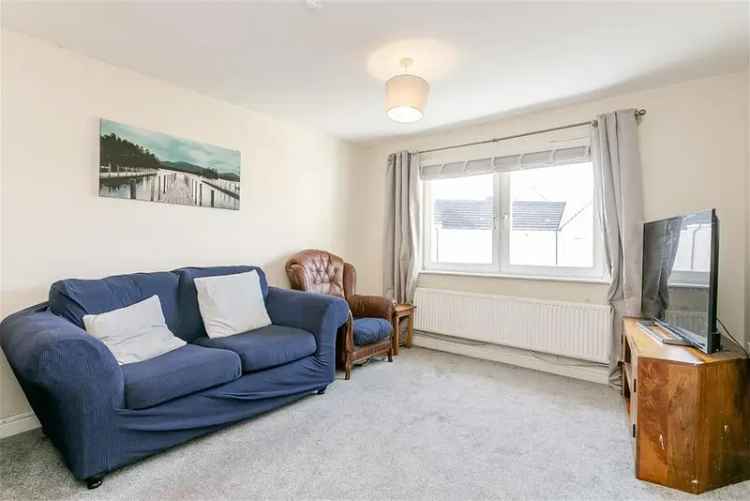 2 Bed Flat Prestonpans Allocated Parking Modern Kitchen