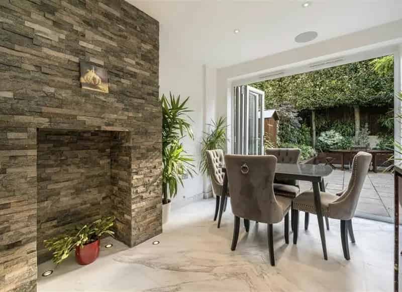 1901 Period Property 4 Double Bedrooms Modern Charm