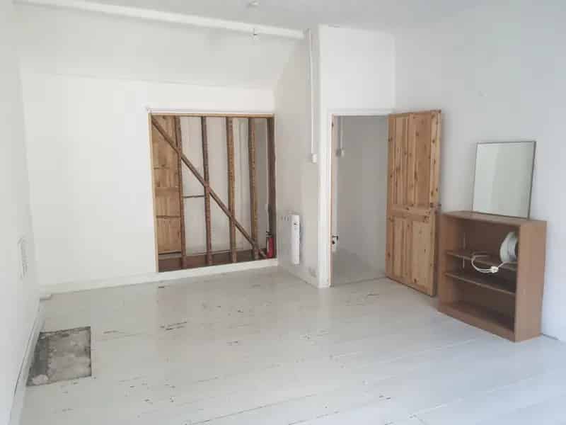 1 bedroom Flat
 To Rent