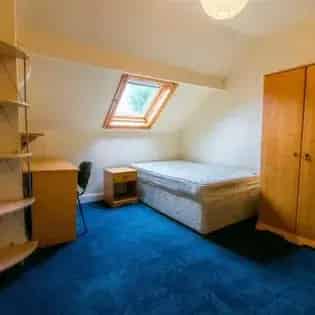 4 rooms room of 63 m² in Birmingham