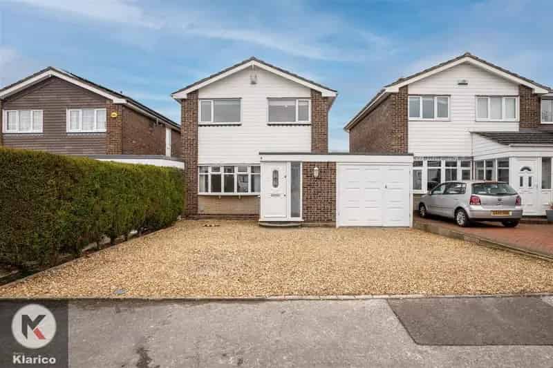 3 Bedroom Detached House for Sale