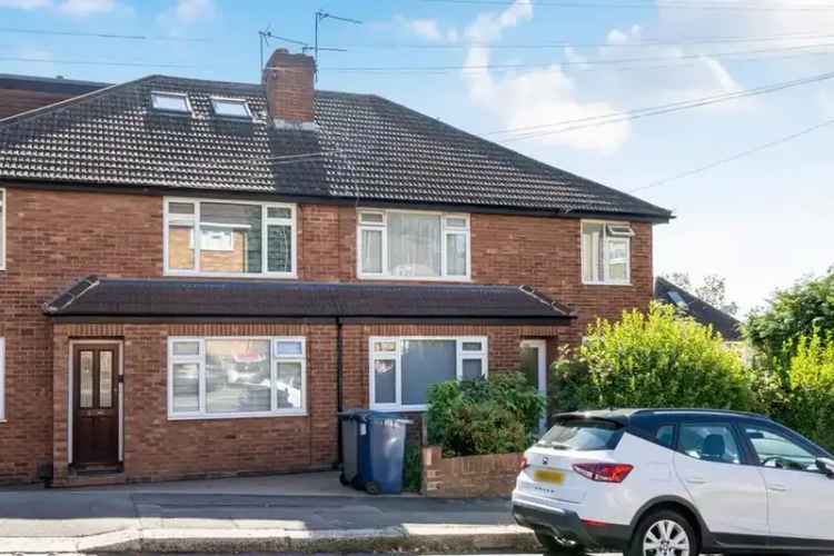 2 Bedroom Maisonette for Sale High Barnet