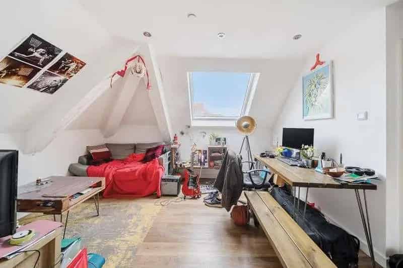 1 Bed Flat for Sale Top Floor Apartment Underfloor Heating