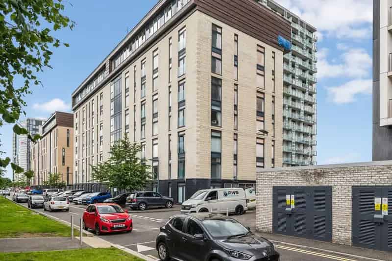 1 Bedroom Apartment For Sale West End