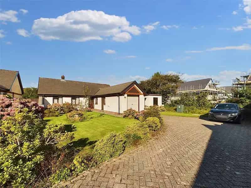 2 Bedroom Bungalow for Sale