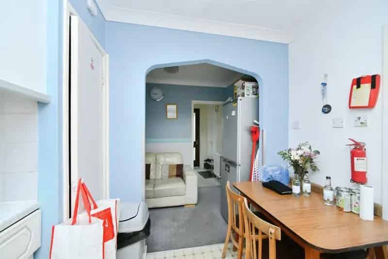 5-Bedroom HMO Near Universities - Large Garden & Driveway