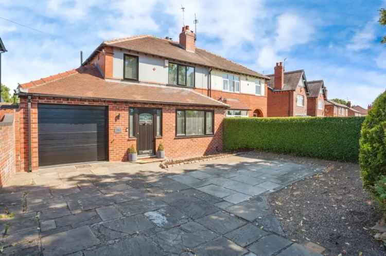 3 Bedroom Semi Detached House for Sale Wakefield WF2