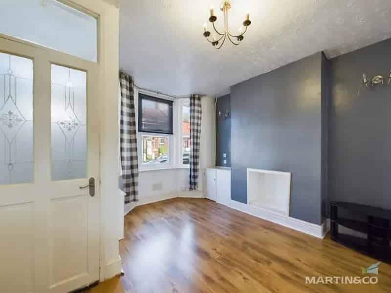 2 Bedroom House To Rent
