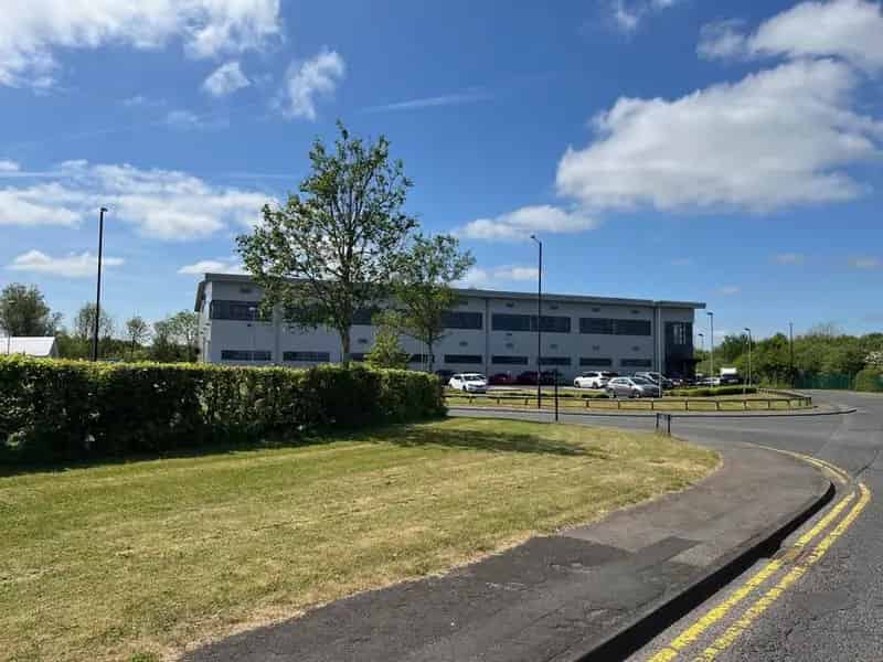 Modern Industrial Warehouse Unit 28813sqft A690 A19 A1M