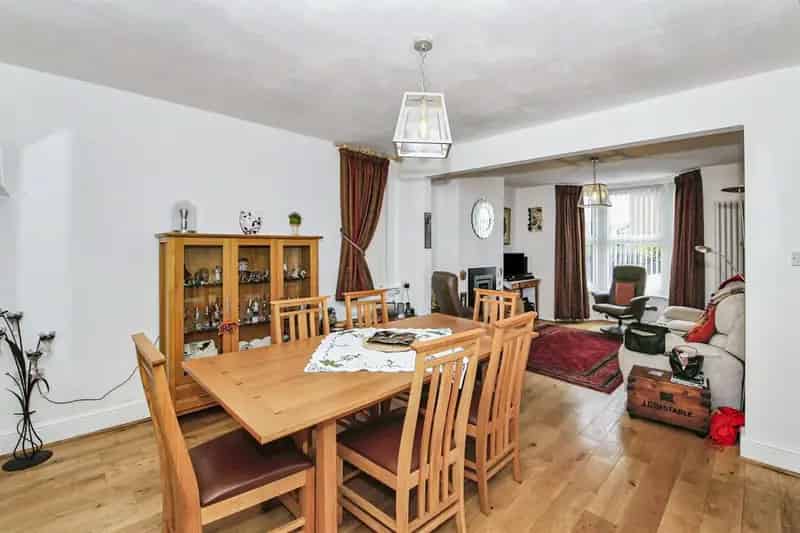 3 Bed Detached House March Town Centre British Rail Station