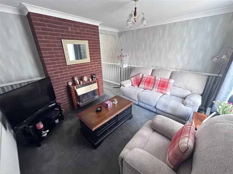 3 Bedroom Detached House For Sale Near Merry Hill