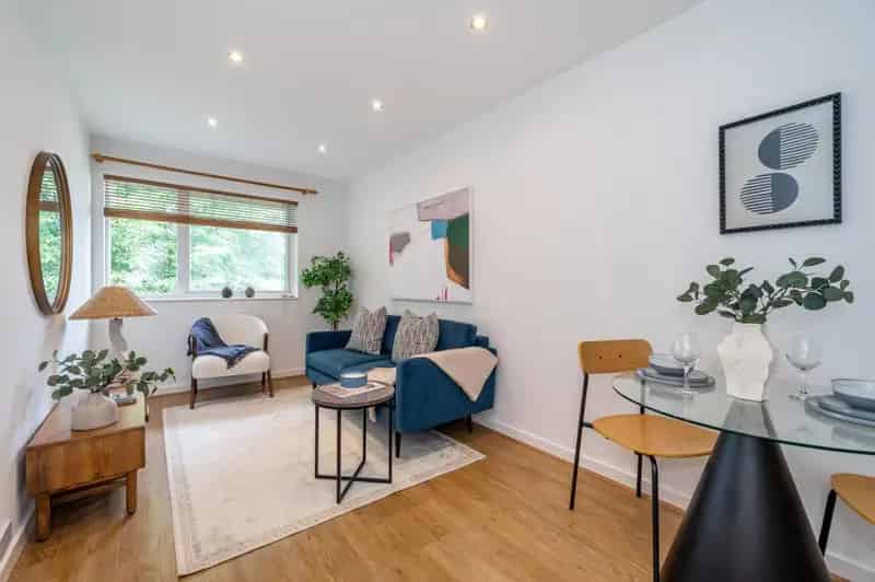 1 Bedroom Flat for Sale in South Ealing, London