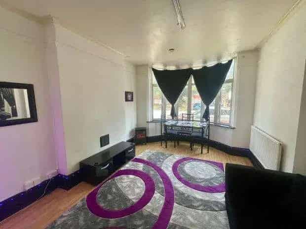 2 Bed House with 2 Flats - £14940 Annual Rental Income