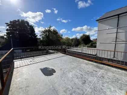 1 Room Flat 73m² Cardiff Cathays - Modern & Spacious