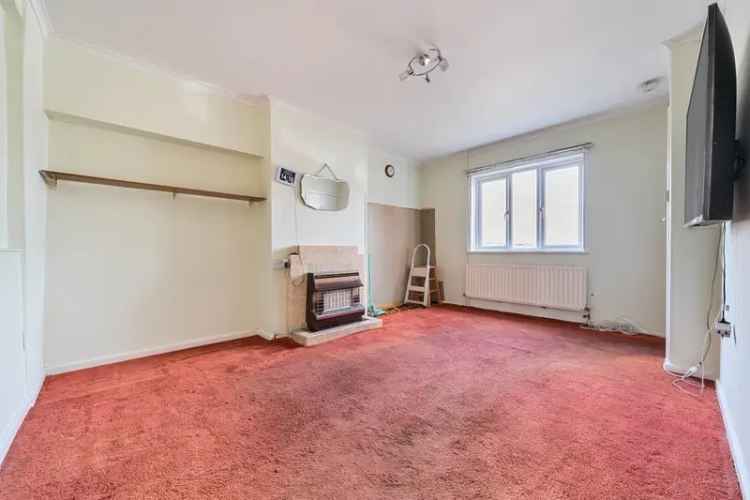 Three Bedroom Mid Terrace House Renovation Project Near Maidenhead