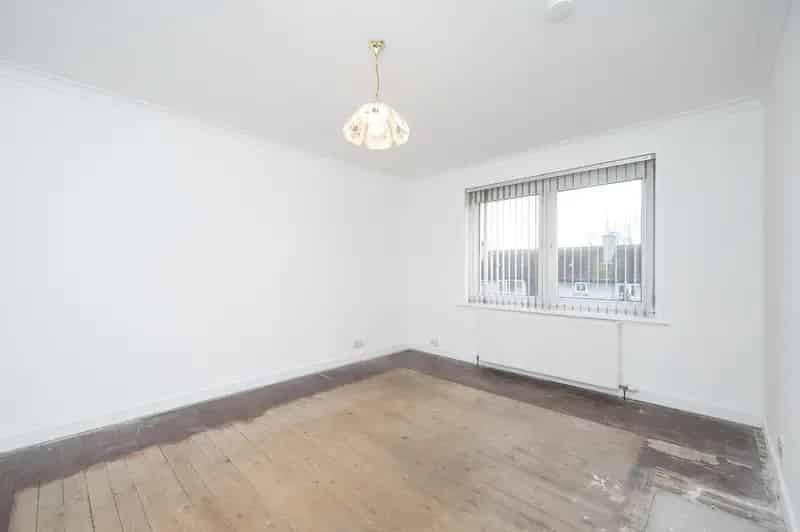 Spacious 2-Bedroom Apartment Near City Center and Hospital