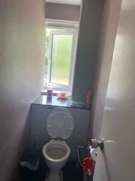 Flat For Rent in Nottingham, England