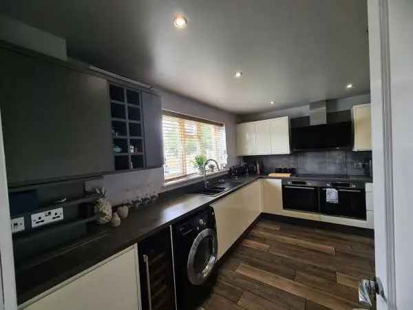 House For Rent in Broadland, England