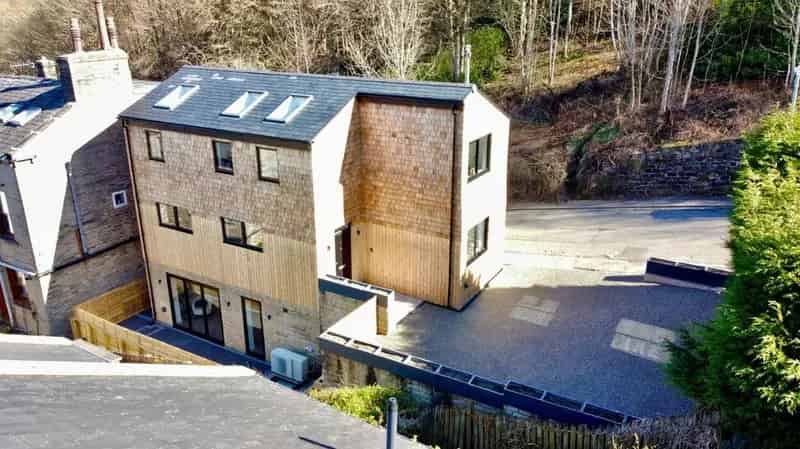 4 Bedroom Detached House for Sale Hebden Bridge