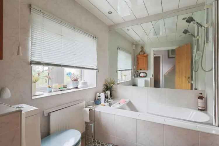 4 Bed 3 Bath End Terrace House For Sale