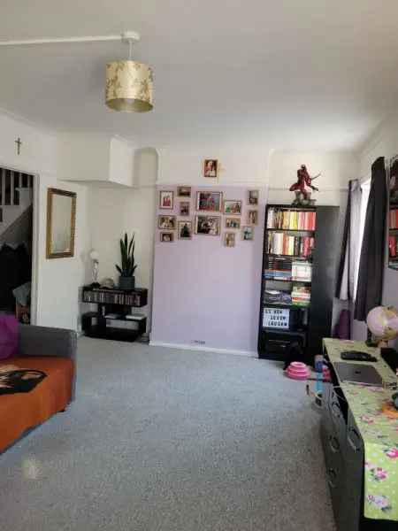 Flat For Rent in London, England