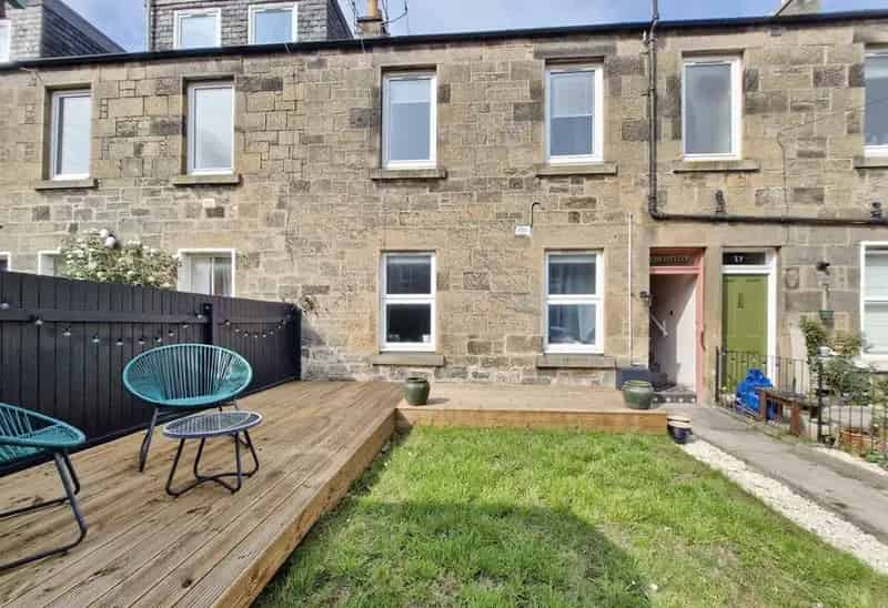 3 Bedroom Flat for Sale