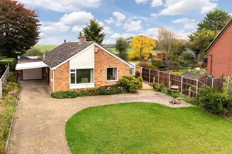 Detached Bungalow for Sale Bressingham 2 Bedrooms