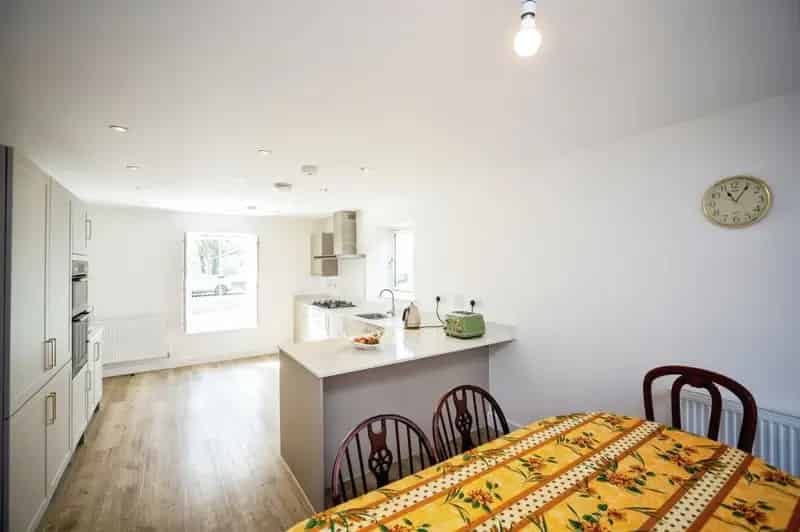 Five Bedroom Detached Home with Double Garage and Solar Power