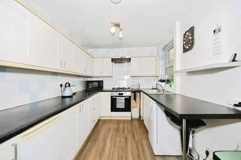 3 Bedroom Semi Detached House For Sale Saltergate No Chain