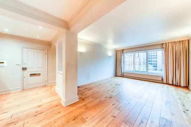 3 Bedroom Flat to Rent near Hyde Park, London SW7